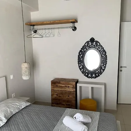Modern Rustic House In The Heart Of The Village * Kéfalos