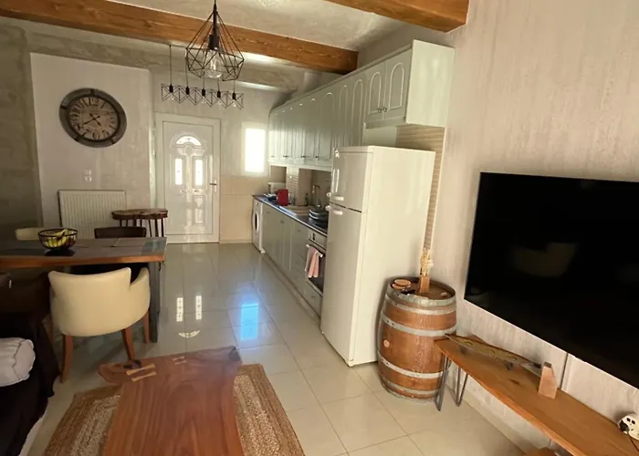 Modern Rustic House Kéfalos