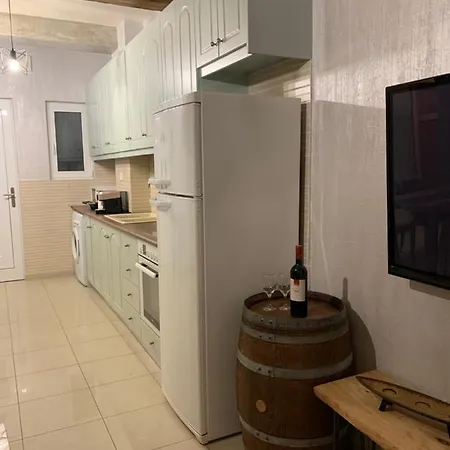 Modern Rustic House Κέφαλος