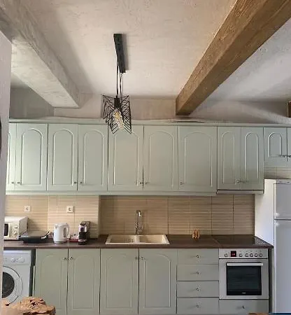 Modern Rustic House Κέφαλος