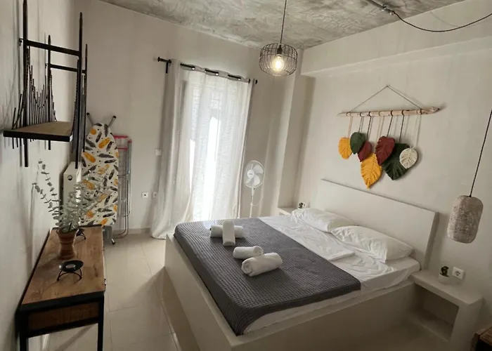 Апартаменты Modern Rustic House